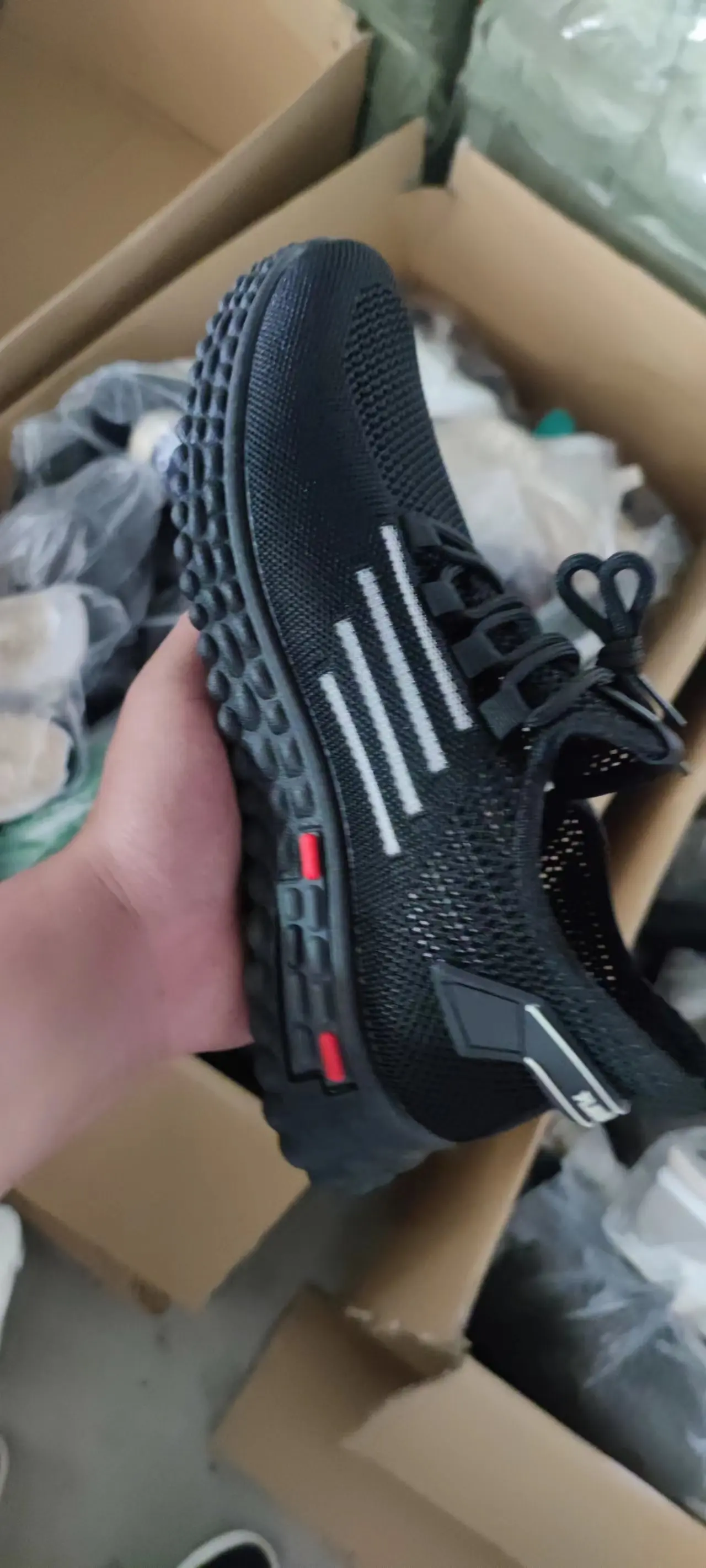 Оптовая продажа, мужские сандалии, кроссовки, модная повседневная прогулочная обувь, спортивная обувь для бега, самая дешевая