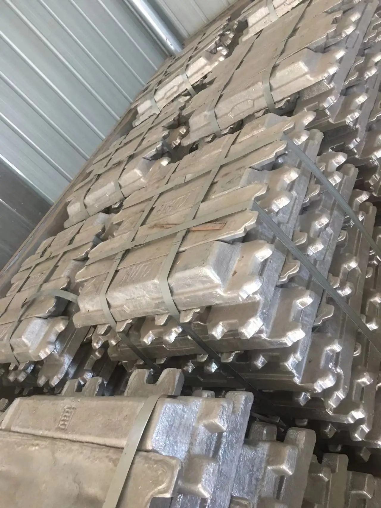 Aluminum Ingots 99.7 Chinese Manufacture Low Price