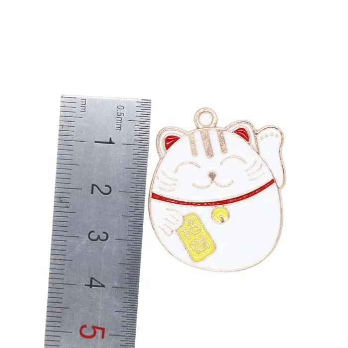 gold plated welcoming fortune cat white enamel lucky cat charm pendant 35*30mm