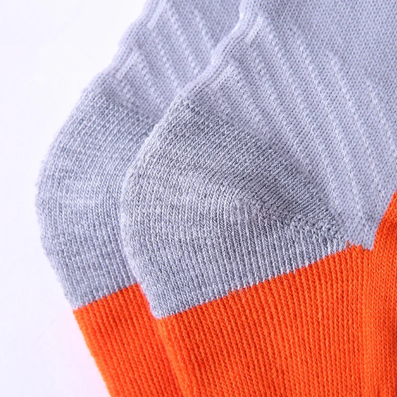 Противоскользящие мужские и женские футбольные носки в наличии дешевые