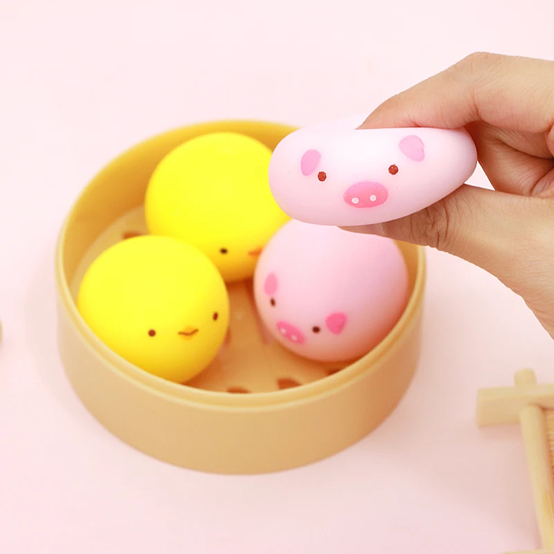 New Tpr Light up Easter Rabbit Egg Puffer Ball Sheep Animals Fidget Toy for Kids Soft Squishy Toy Bouncy Ball