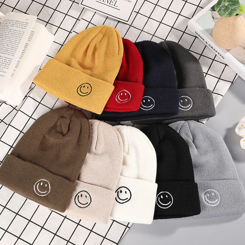 Winter Custom Cute Smiley Face Logo Knitted Acrylic Luxury Wool Fashion Adult Beanie Hat Women