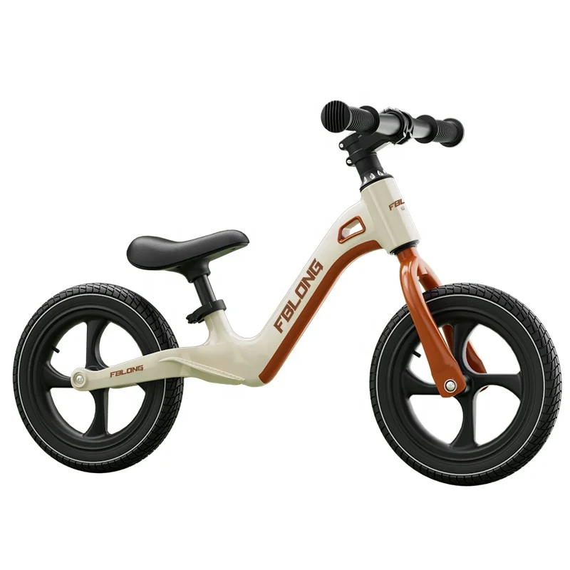 New product kids balance bike for children magnesium alloy12 inch kids balance bike with no pedal.