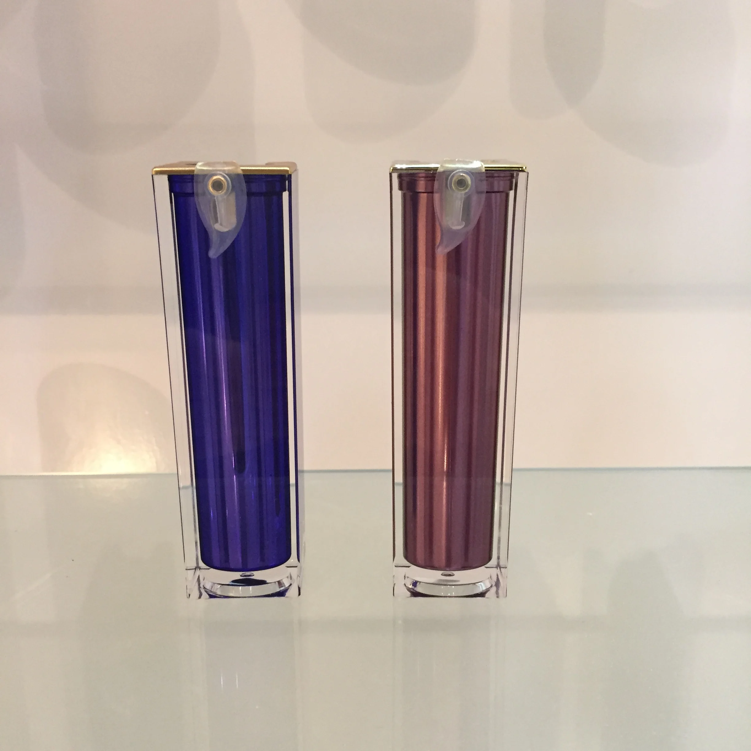 Square Bottom Plastic Bottles  Empty  Acrylic Lotion  bottle  Customized  Cosmetic Packaging