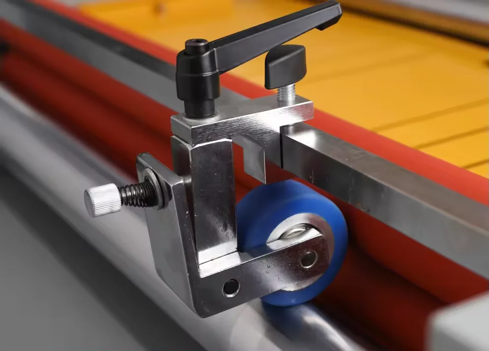 720Z Automatic Hydraulic Roll Laminating Machine Paper Laminator With Auto Separate Function