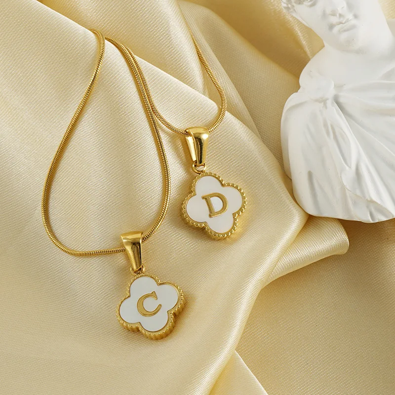 Alphabet Initial Mother of Pearl 18k Gold Plated Stainless Steel Jewelry Fashionable Four Leaf Clover Pendant Necklace For women