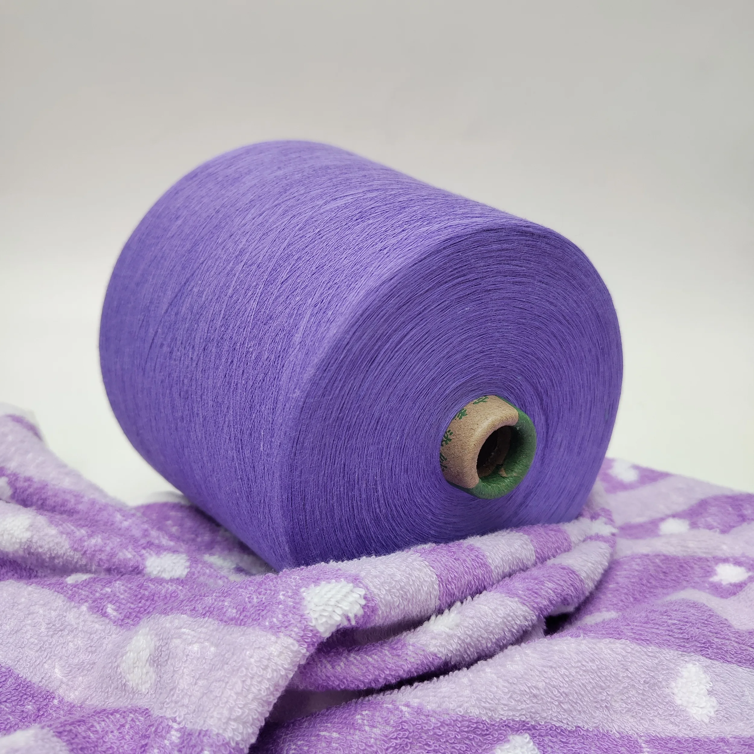 Factory direct sale 100% cotton yarn from China