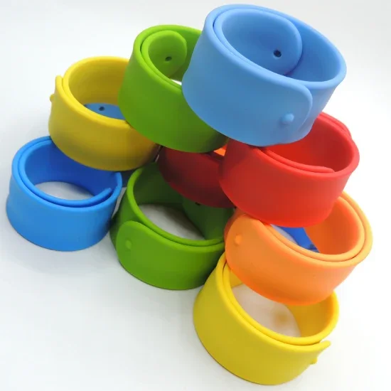 Wholesale bulk cheap custom eco-friendly rubber snap wristband recycled blank silicone slap bracelet for promotion