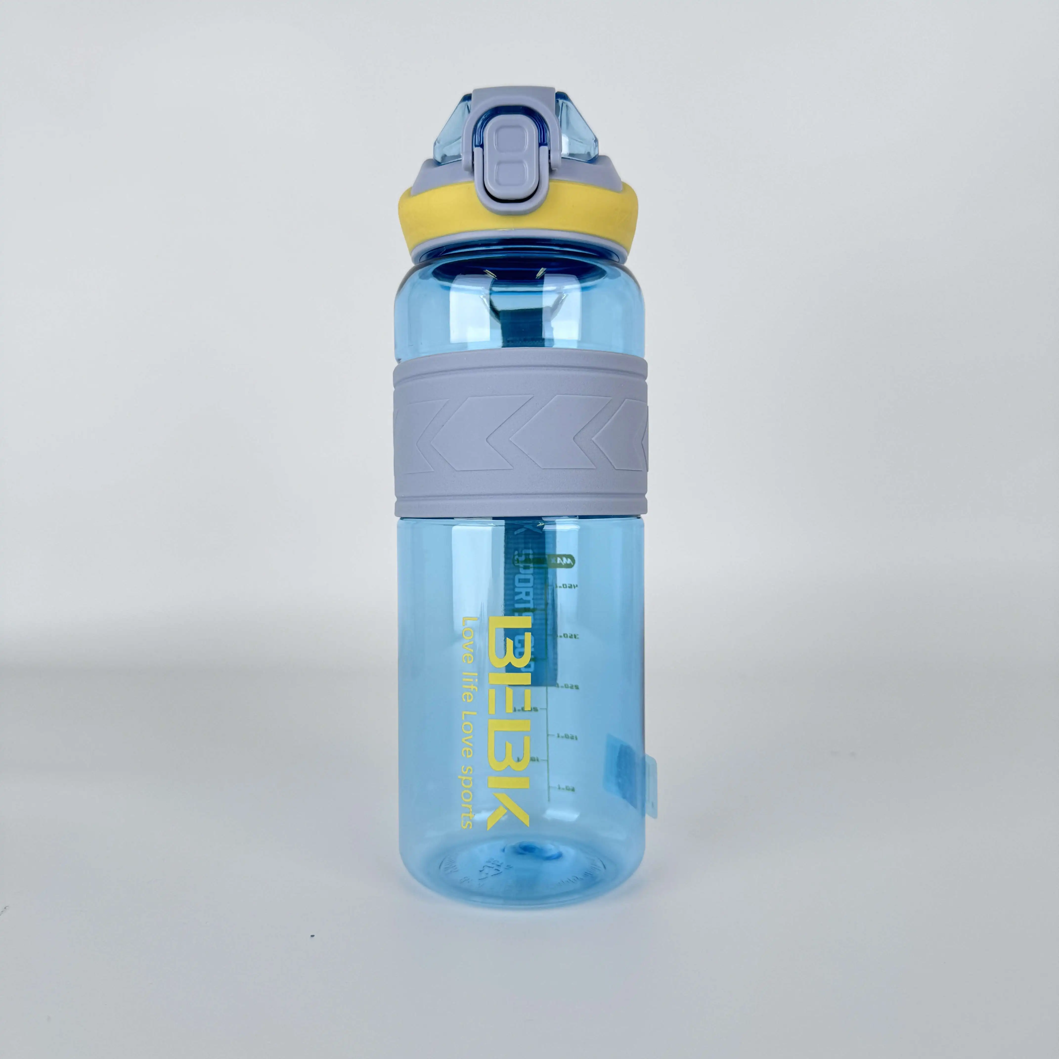 750ml/800ml Portable Sports and Fitness Water Cup Bottle Student Straw Portable High Capacity Sports Water Bottle