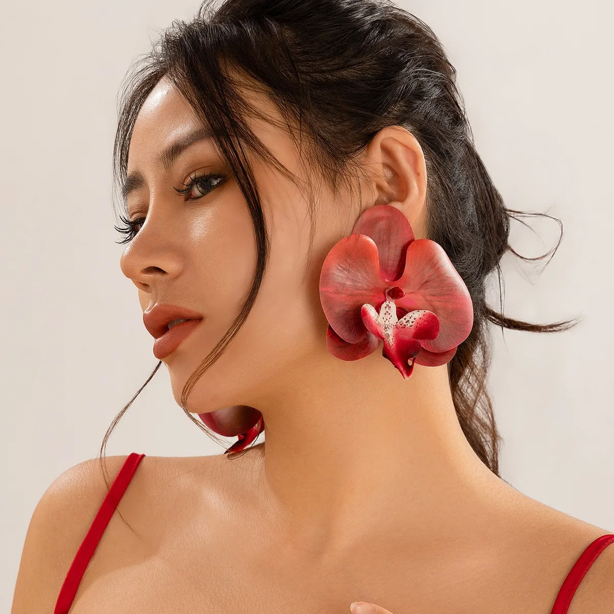 Hot Selling Exaggerated Large Flower Necklaces Earrings Jewelry Personalized Flower Brooch Hair Clip