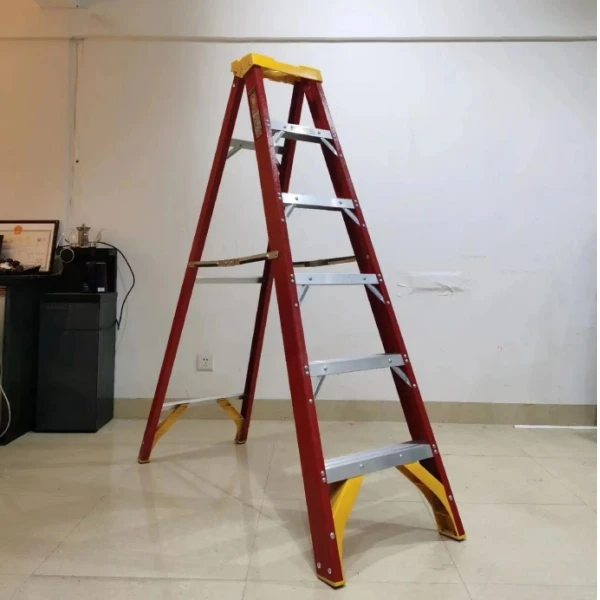 FRP insulated single side  ladder herringbone ladder 5 step fiber glass ladder
