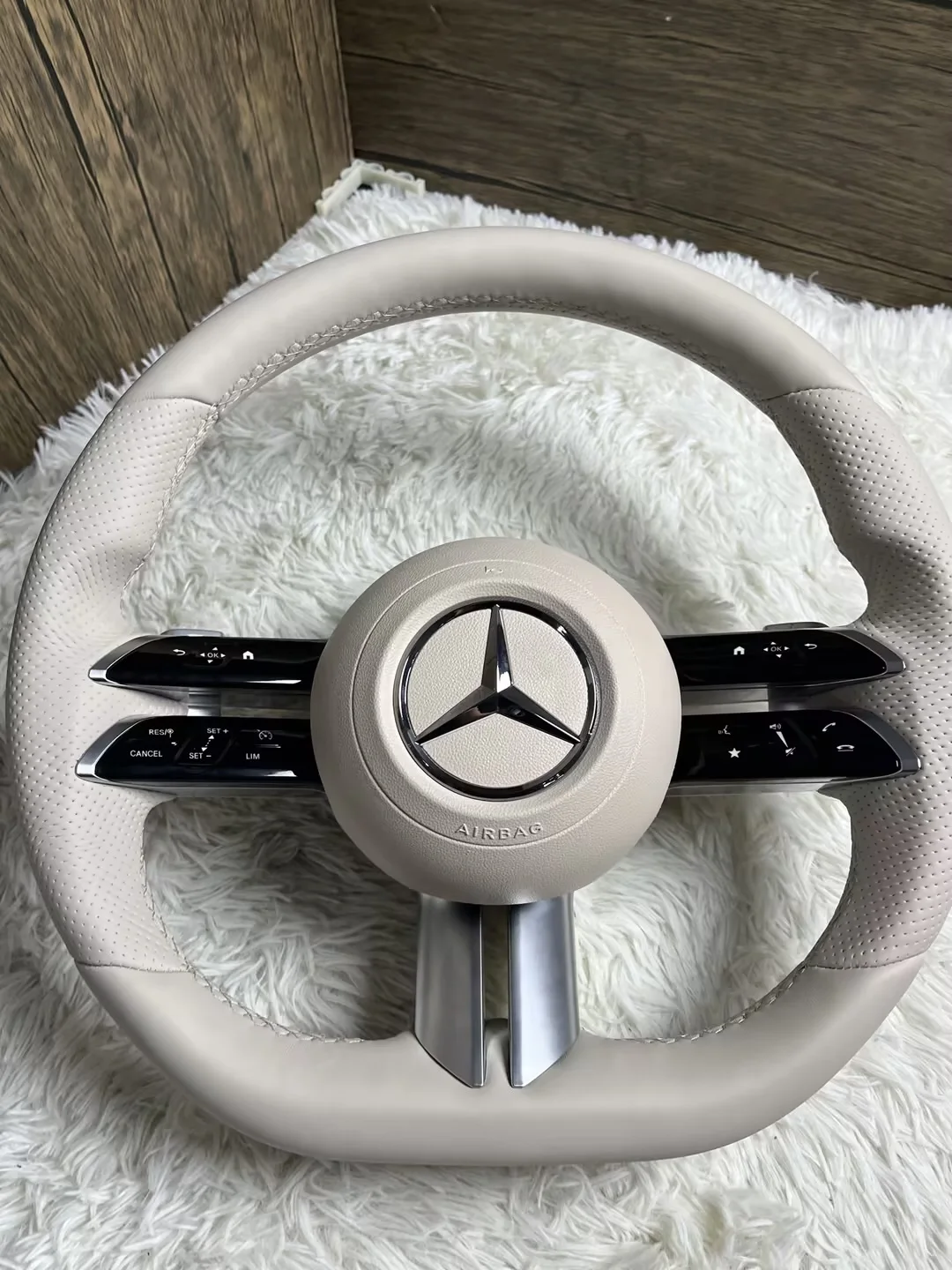 Leather and Alcantara Material Sports D-shape c63s w205 steering wheel for Benz all series