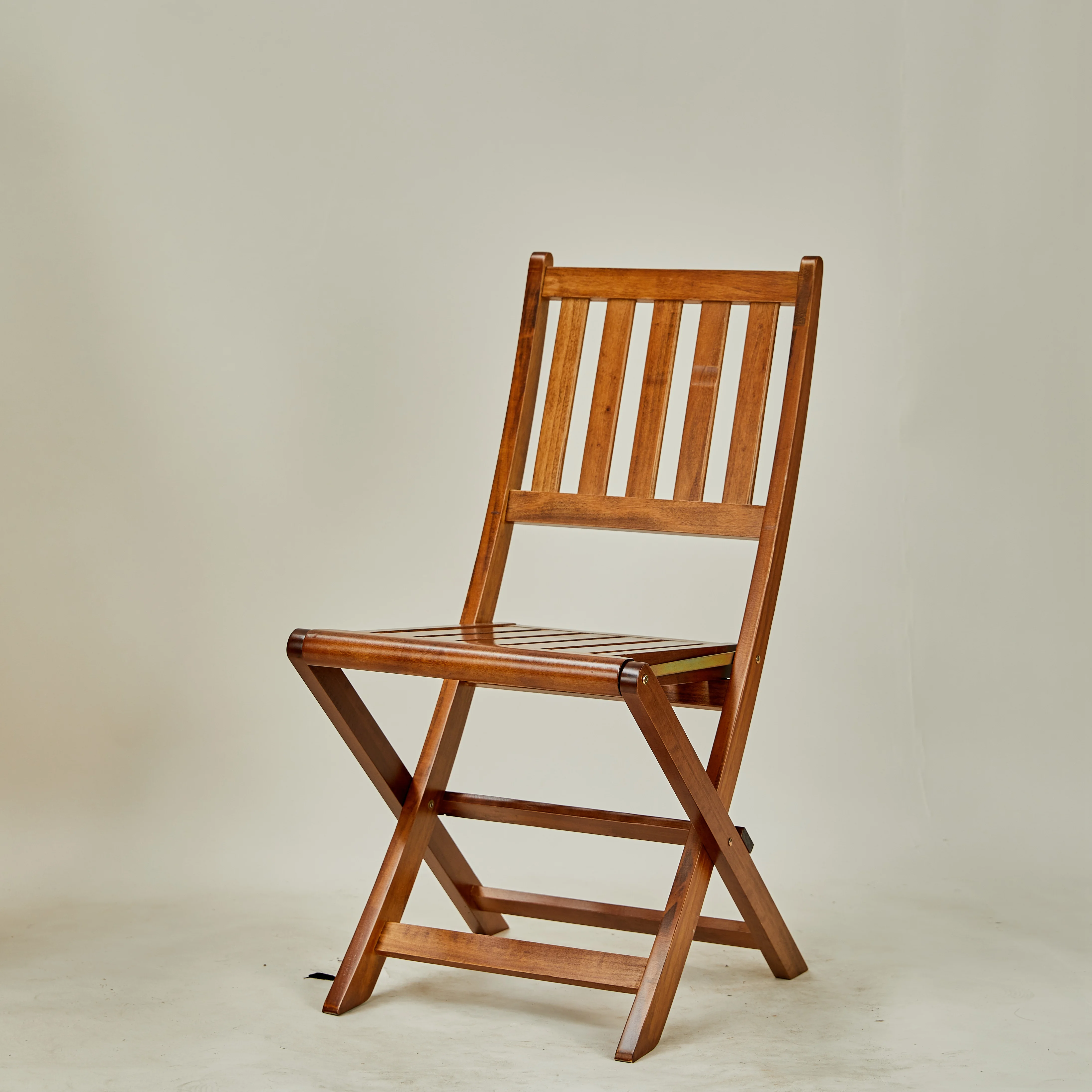 Wooden Garden Wimbledon Slatted Folding Chairs for Wedding Event Rental