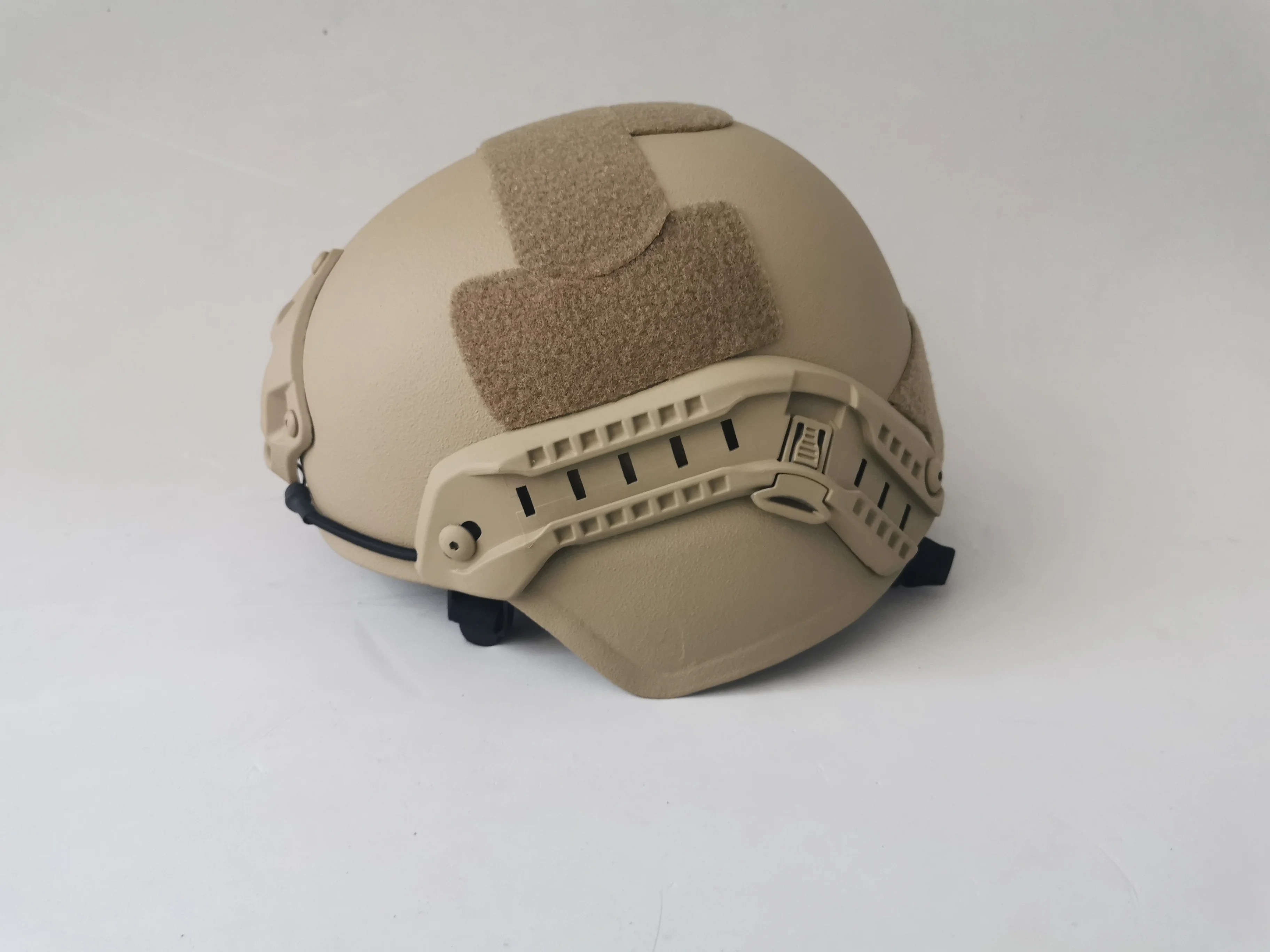 High quality aramid material MICH bulletproof helmet with ear protectors
