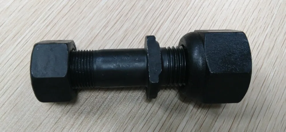 Hyundai 15Ton Front.jpg