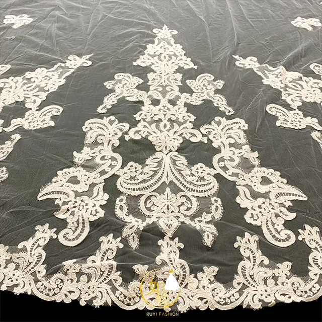 
1 tier applique lace Ivory Wedding long veil 