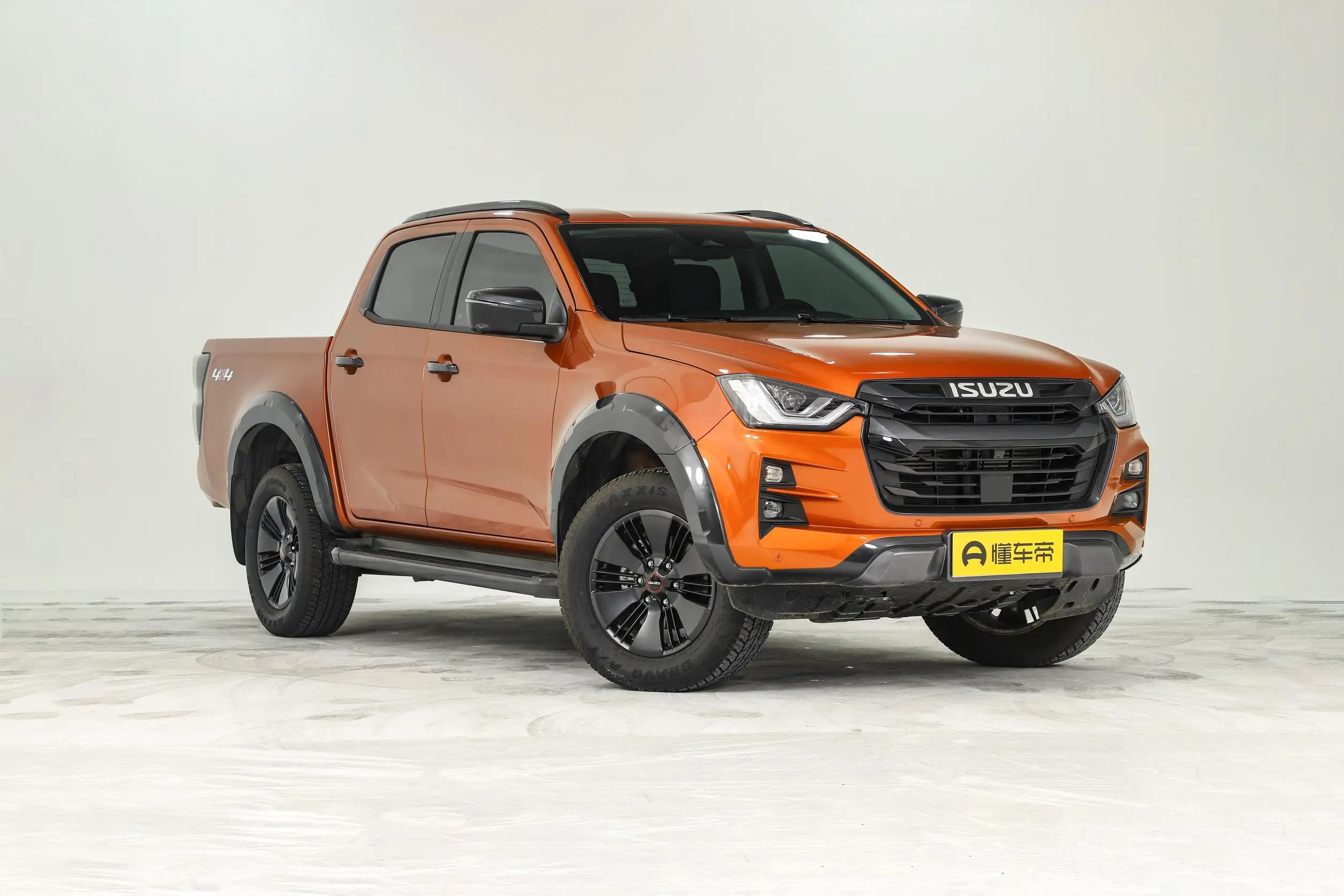 2024 Лидер продаж новый Подержанный пикап 4-дверный 5-местный 1 9 т 4WD высокоскоростное дизельное топливо сделано в Китае D-MAX