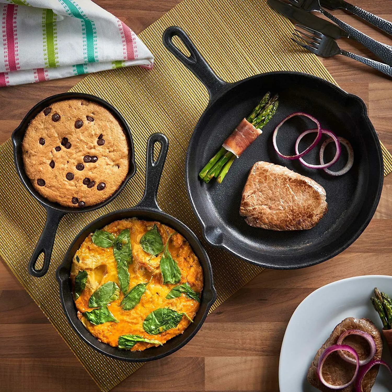 Cast Iron Skillet 3-Piece Set - Heavy-Duty Pre-Seasoned Pan Cookware Set - 10\