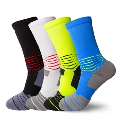Custom Logo Sports Hot Sell Compression Running Knitted Football Cycling Socks Men