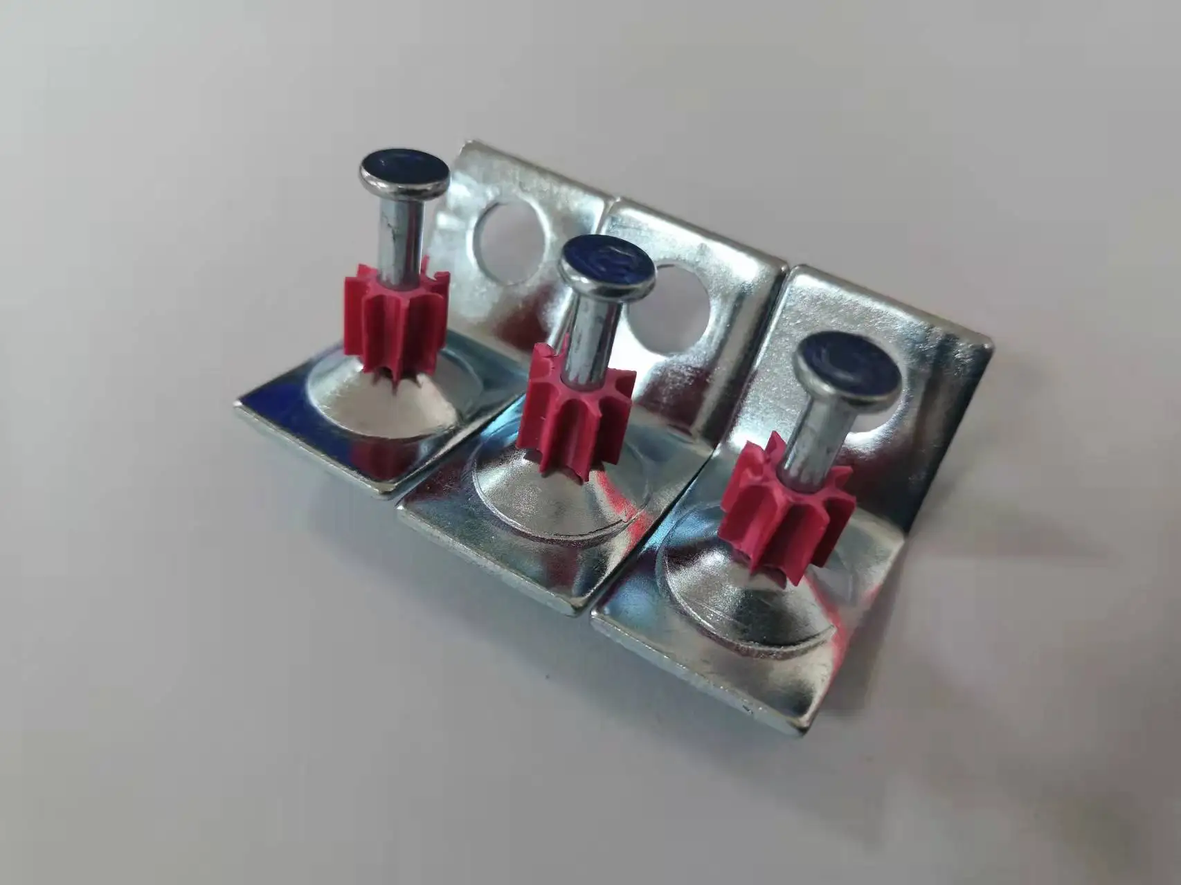 high quality PK drive pin with metal right ceiling clip