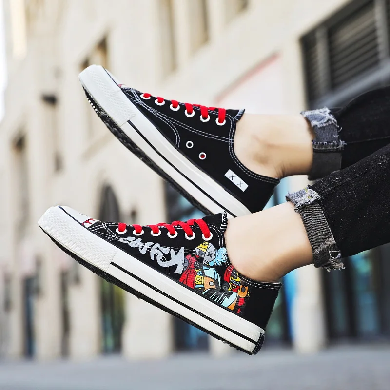 2021 new hot-selling high-top canvas shoes for men and women Korean version trend wild graffiti couple casual shoes