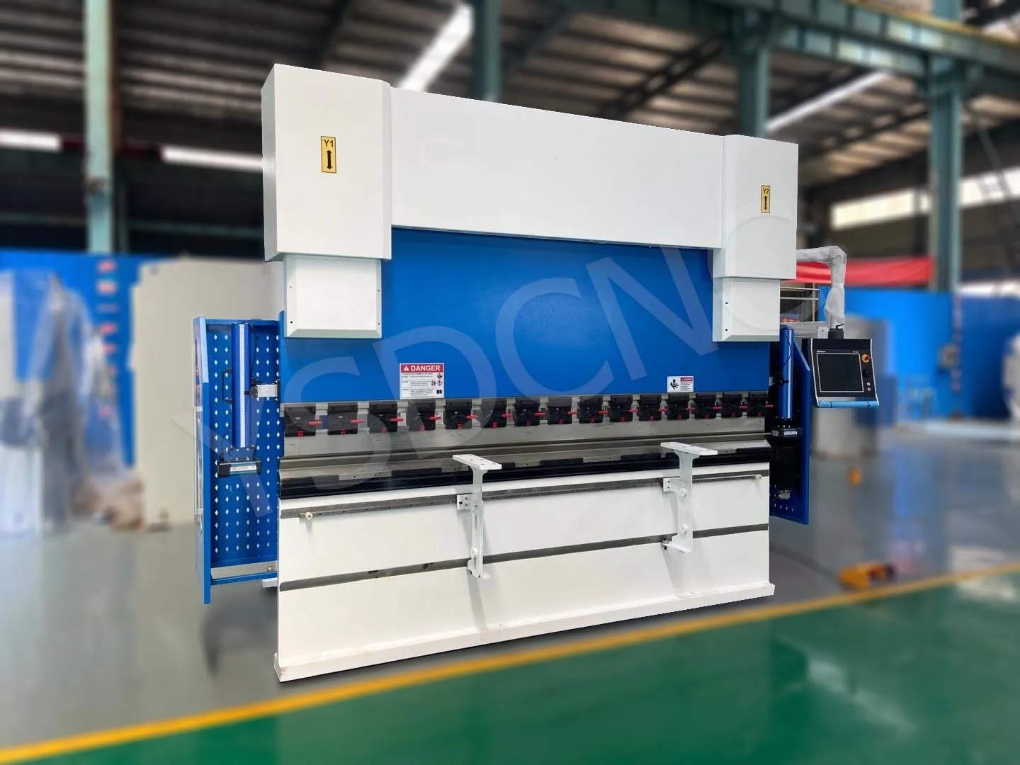  YSDCNC Hydraulic 8axis Delem DA-69T Controller 60/2500mm press