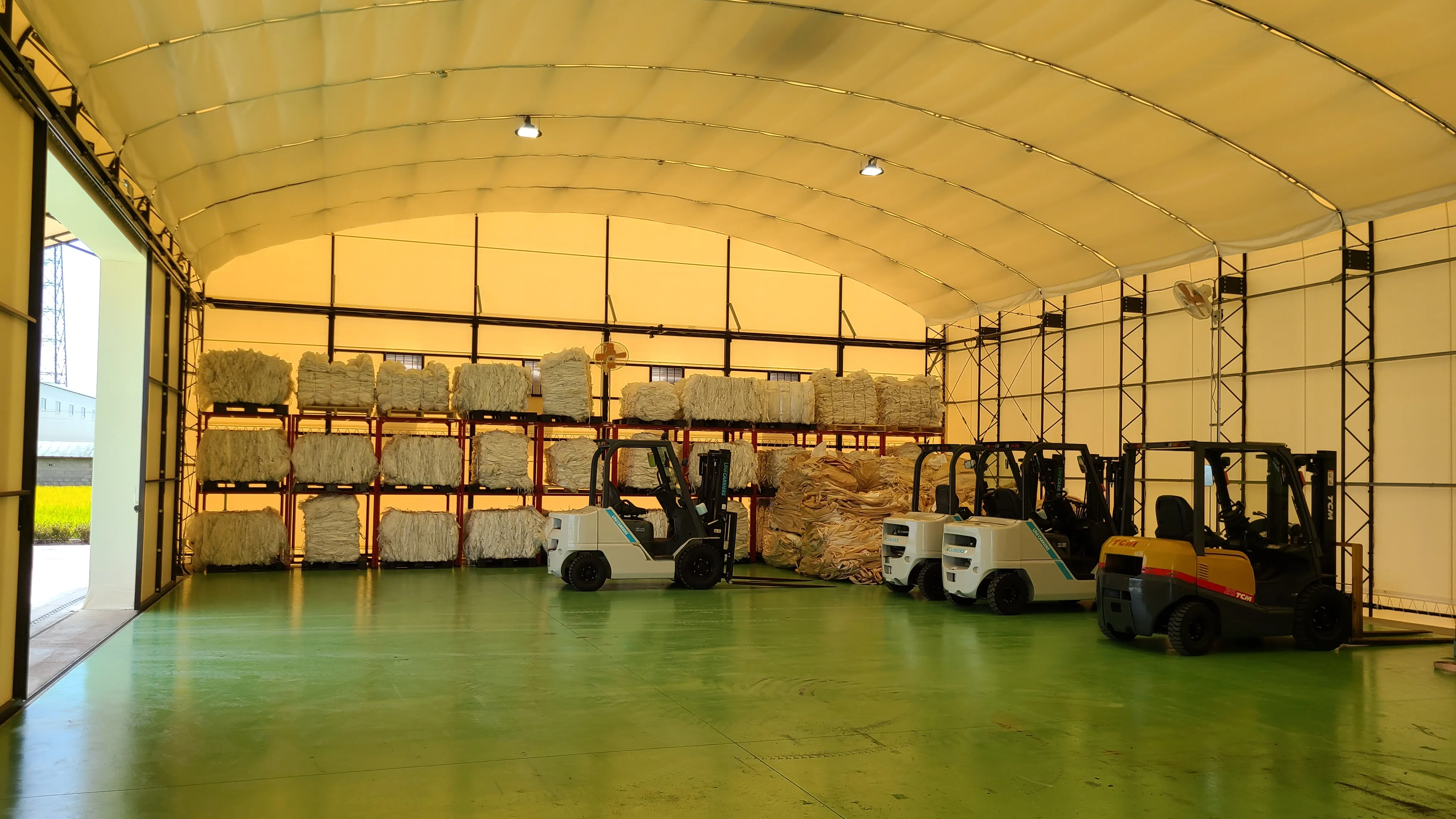 Pellet packing raw material hdpe abs plastic price made in Japan