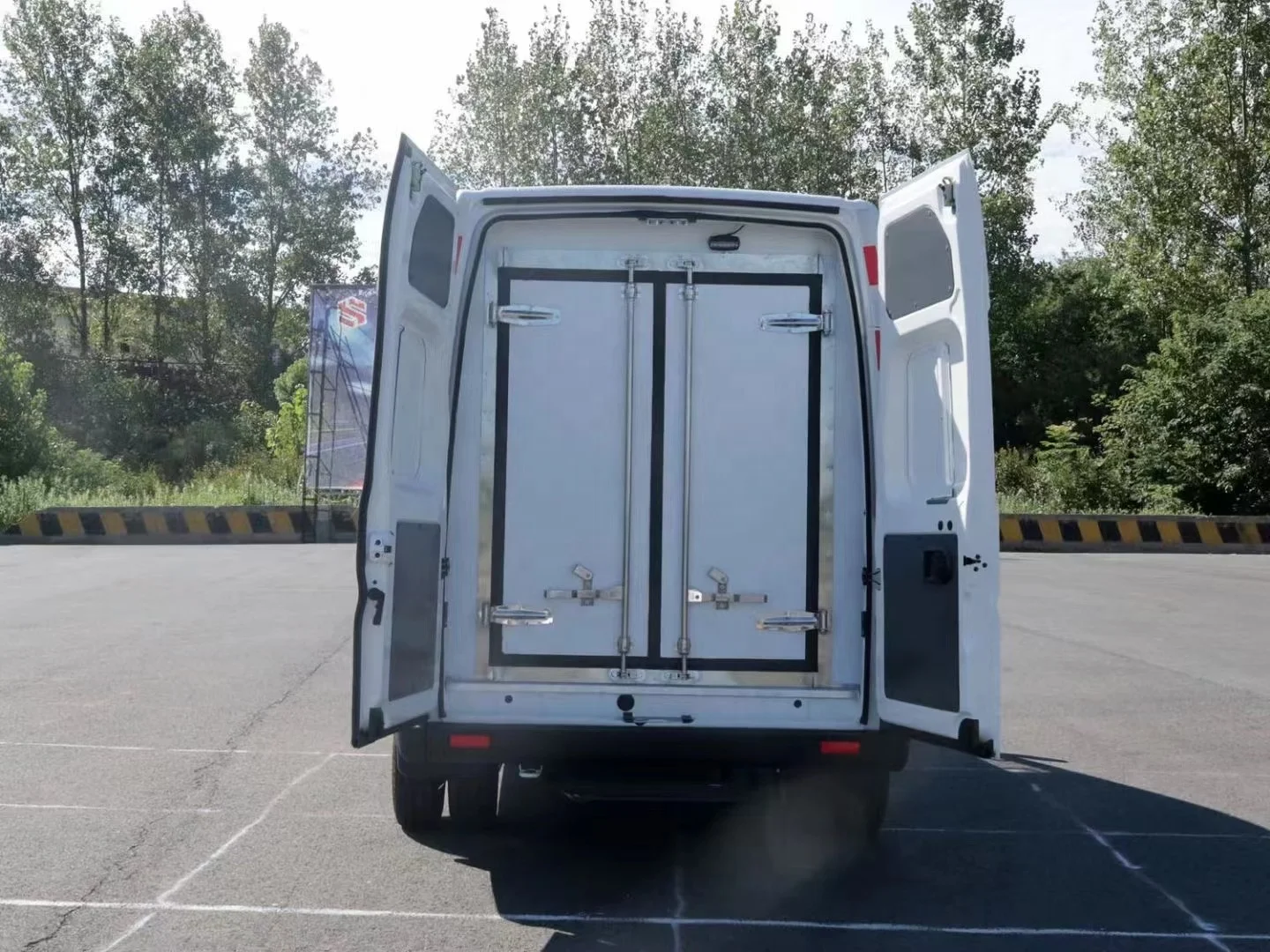 Фургон для холодильника DONGFENG Экспорт мяса