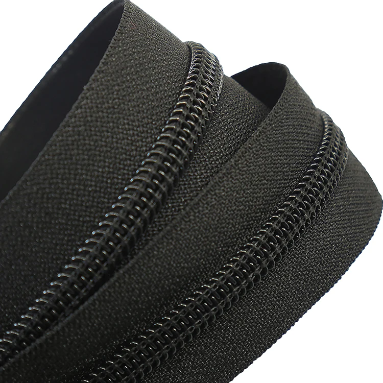 High quality suitcases, bags, clothing accessories factory customized fashion NO.5 nylon zipper long chain zipper roll