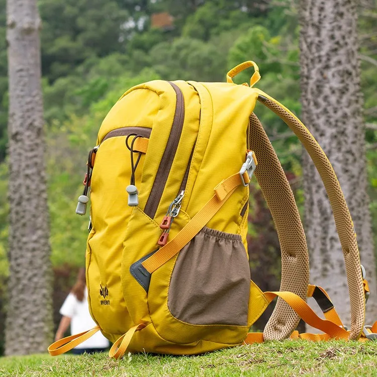 Custom Lightweight Nylon Outdoor Hiking Backpack Unisex Waterproof Short-Distance Travel Closure Zipper USB Access Climbing