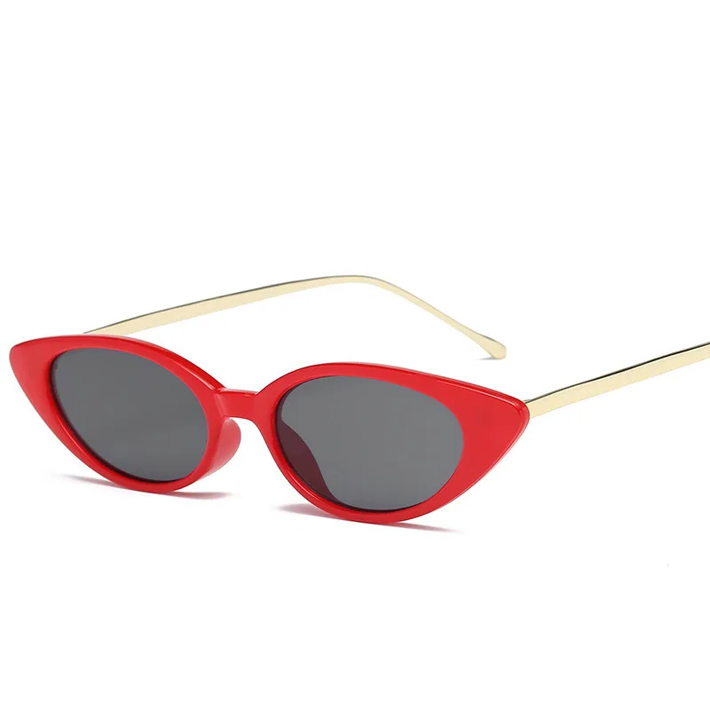 Small frame exquisite popular metal temple small cat eye sunglasses women men sun glasses gradient triangle shape outdoor shades