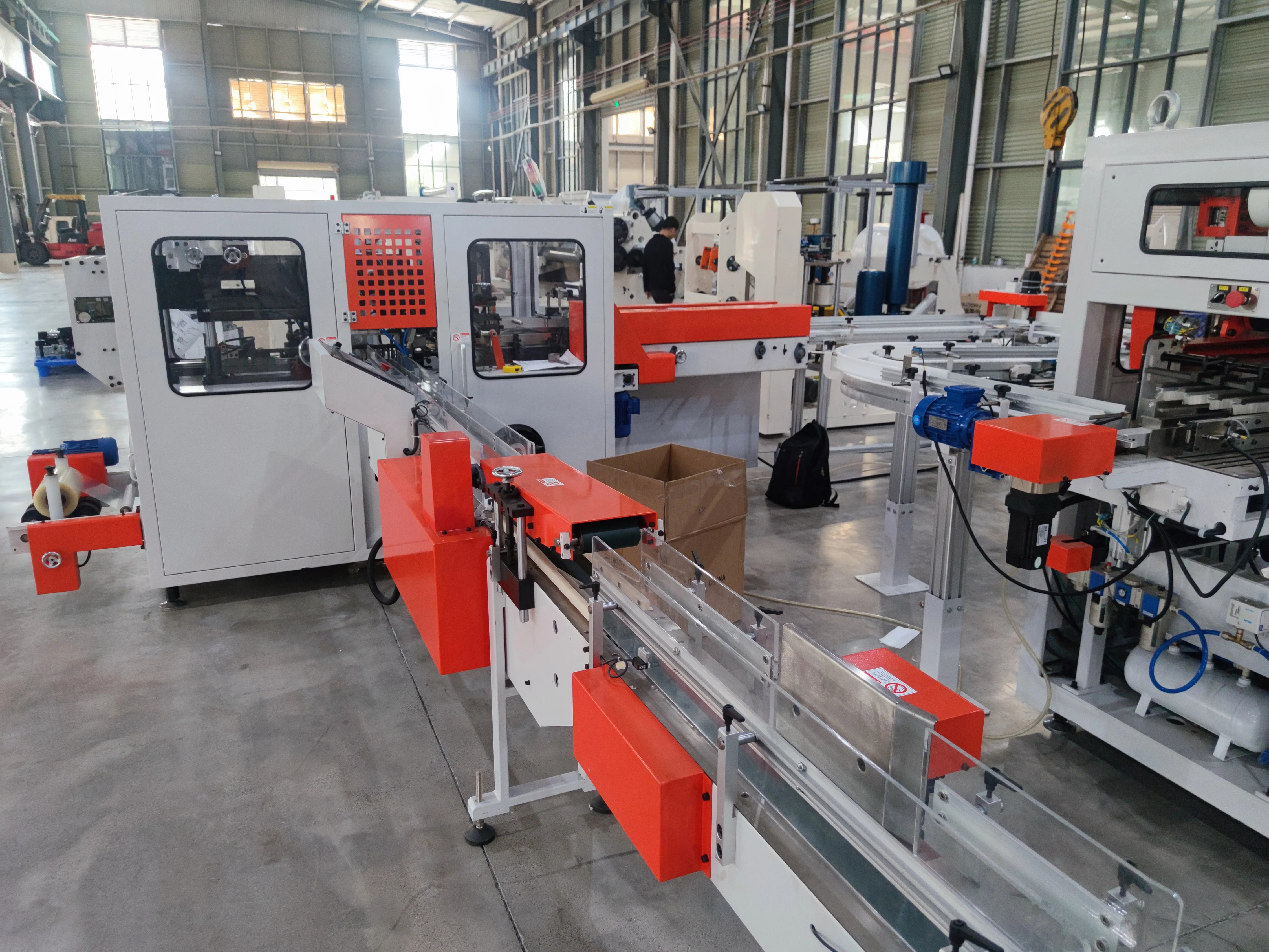 High speed automatic transferring facial tissue paper making machine production line