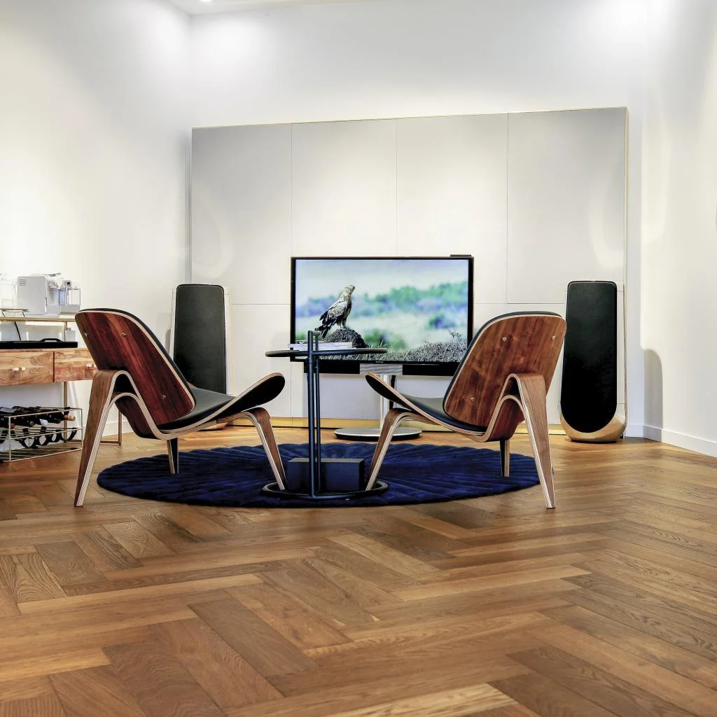 Multiple-color chevron and herringbone parquet engineered wood flooring