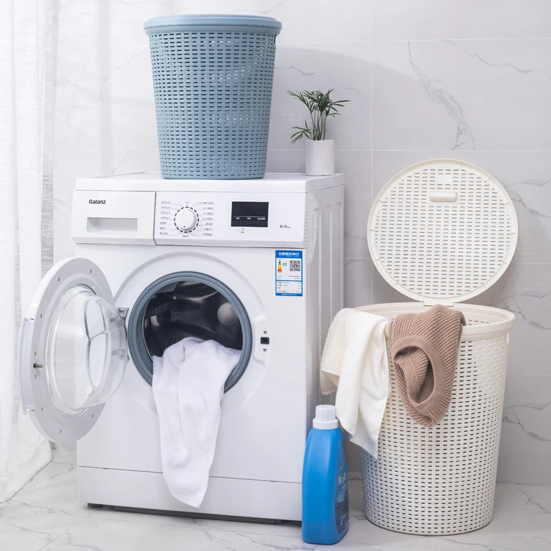 New Style Plastic Woven Basket Rattan Baskets Dirty Clothes Laundry Basket with Lid