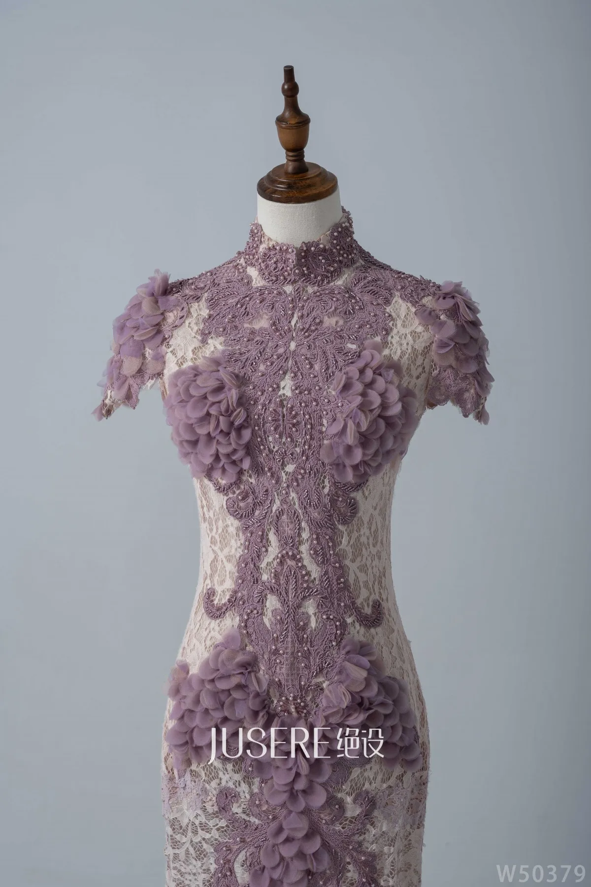 Chinese Cheongsam pipao chirpaur bespoke luxury custom wedding bridal bride mother of bride plus size oriental knot button