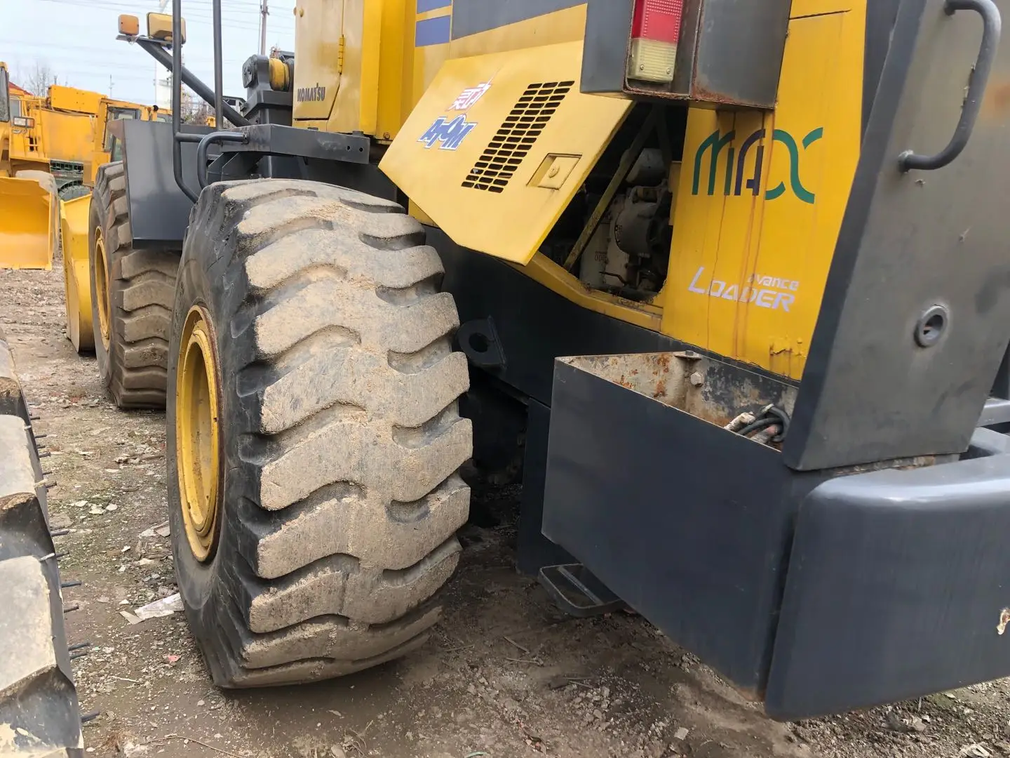 USED  JAPAN  BRAND  KOMATSU  WA380   WHEEL  LOADER