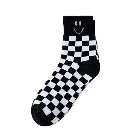 Women Chic Fashion Smiling-Face Checkers Cotton Socks
