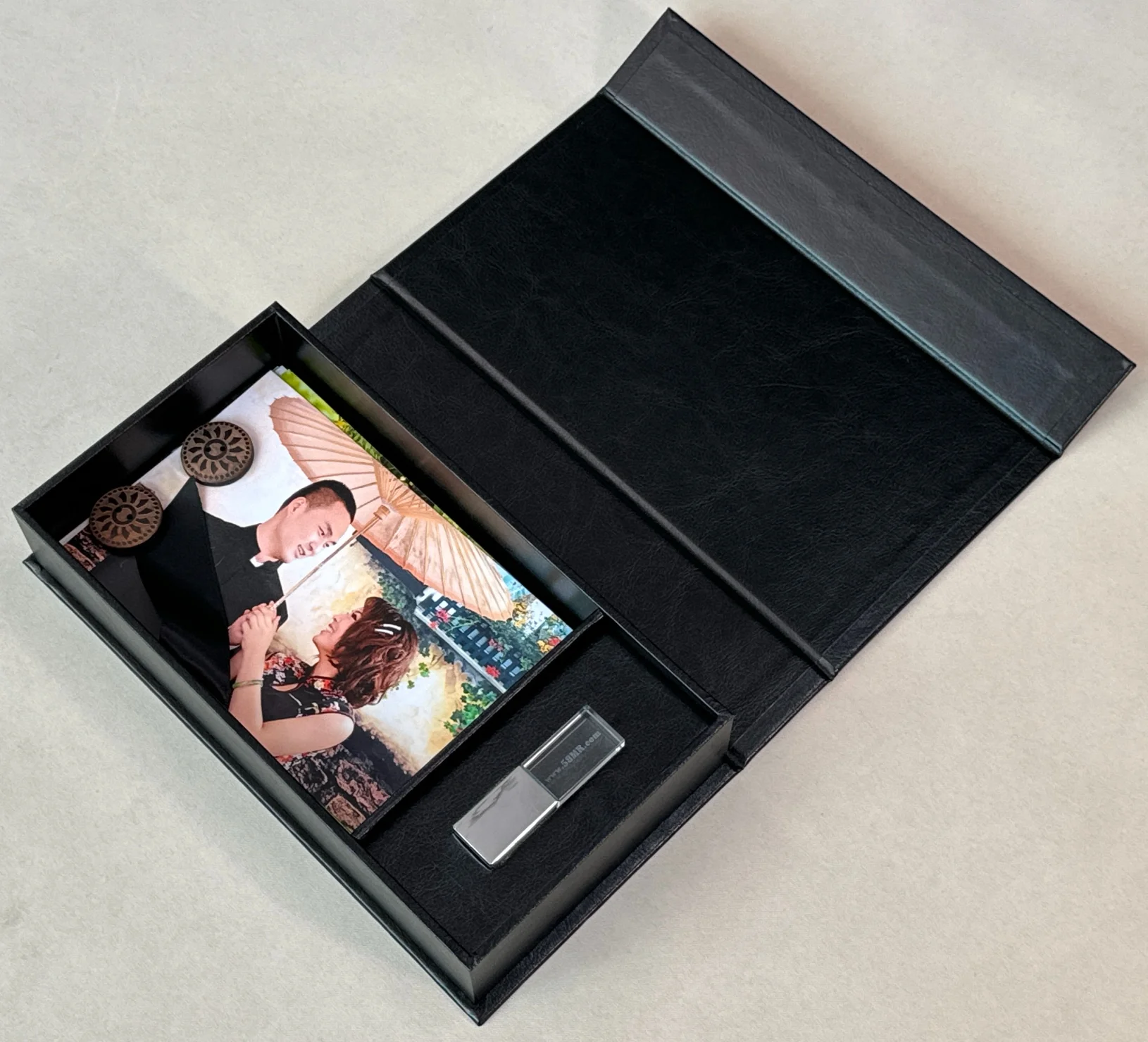 Custom 4*6 5X7 6*8 inch prints Special Paper Wedding Foto Album Photo Linen PU leather Box USB Flash Drives Gift package Box