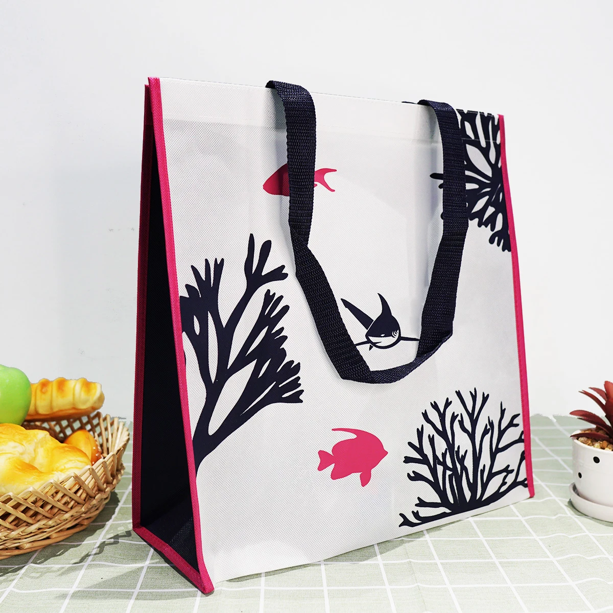 wholesale customized market shopper tote bag black non woven eco bag laminated shopping bag