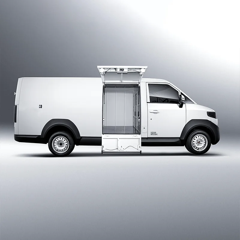 Китайский электромобиль JMC E630 Lushun