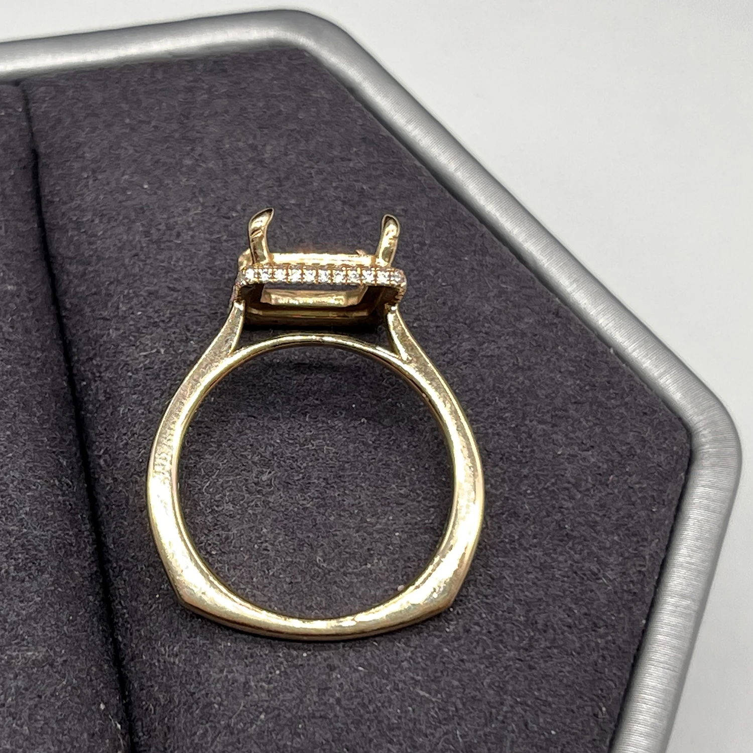 Wholesale 9K/14K/ 18k Solid Gold Semi Mount Ring Setting Without Stones