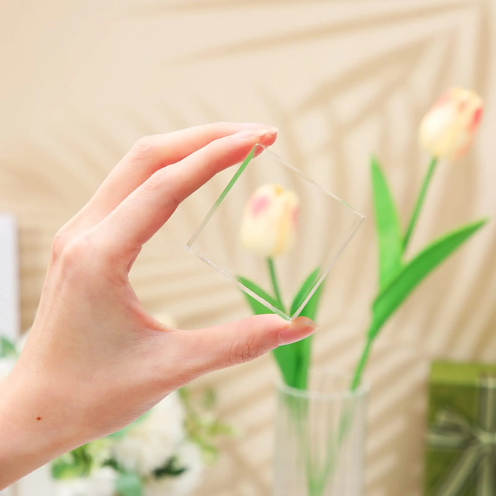 Wholesale 2x2x1 Inch Clear Square Display Block Polished Acrylic Cube Jewelry Display Holder Base Stands