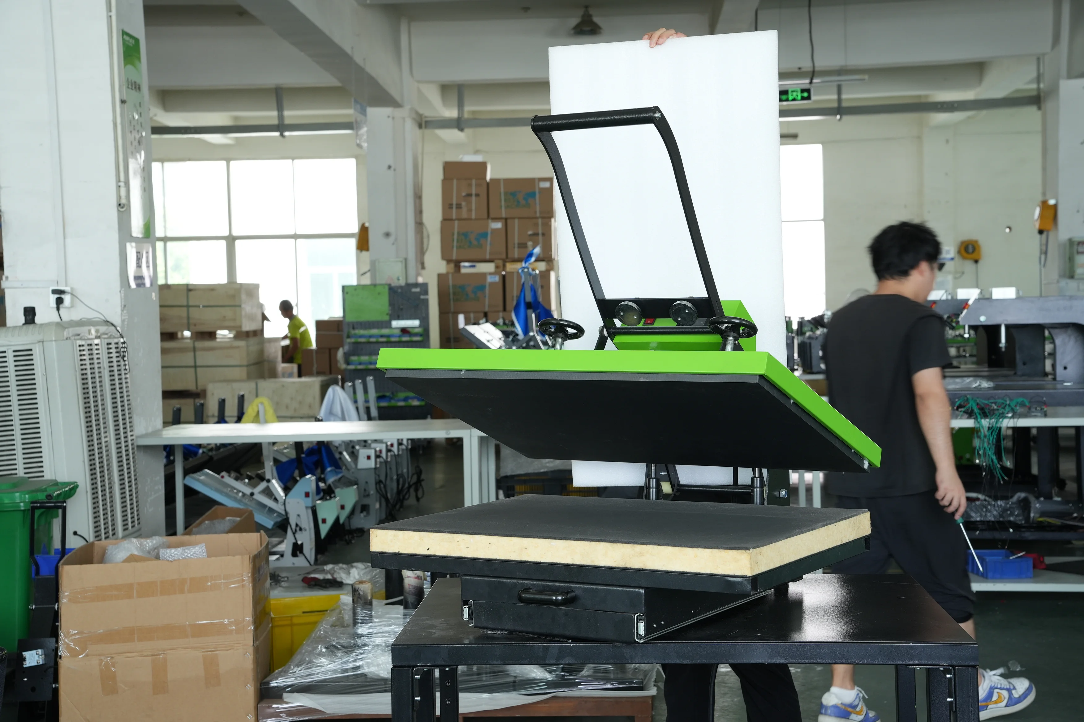 High Pressure 60*80cm Large Format Sublimation Heat Press Machine T-shirt Printing Factory For Sale