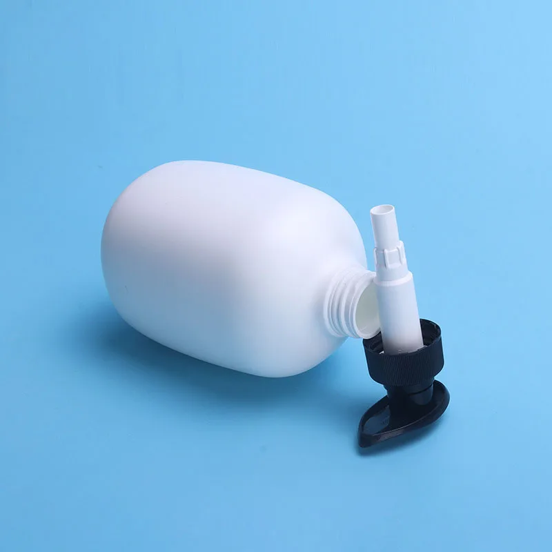 Hot sale 650ml HDPE Plastic Recycled Bottles With Pump Eco Friendly Hand Wash Plastic Bottle