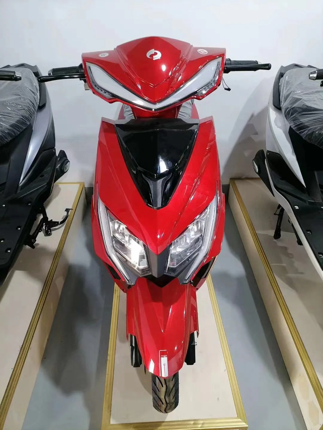 For Delivery High Power Bike Sports 2024 Ev Moto Bike Scooter Adult Electric Motorcycle