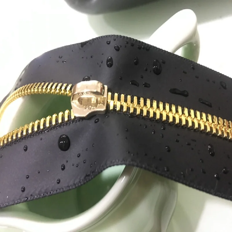 High Quality Factory Customized #5Y Tooth Copper Tooth Metal Waterproof Zipper Suitable for Clothing Bags Laptop Bag