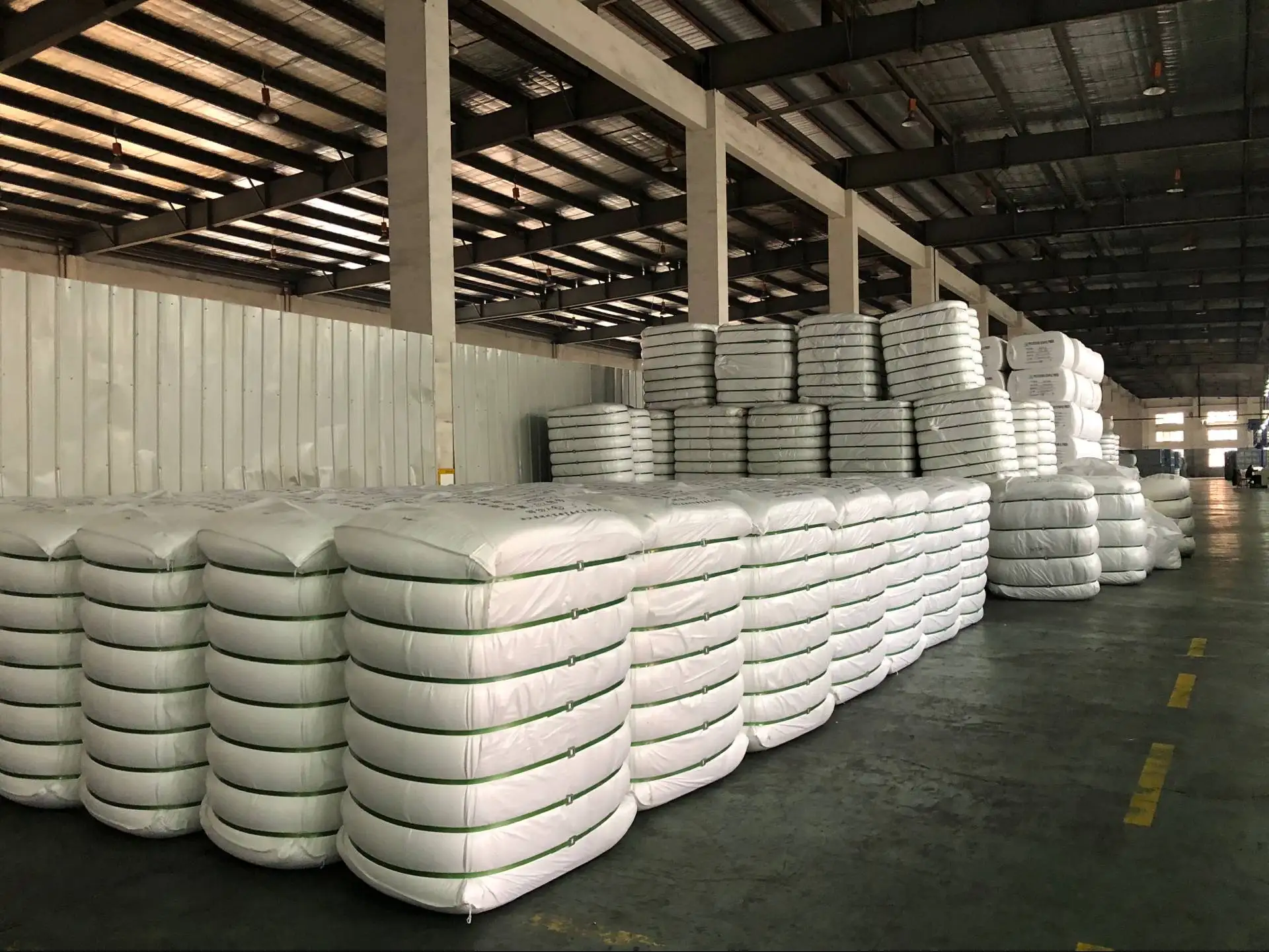 7d 64mm polyester fiber for wadding with lowest price in china hollow conjugated siliconized fiber  polyester fiber