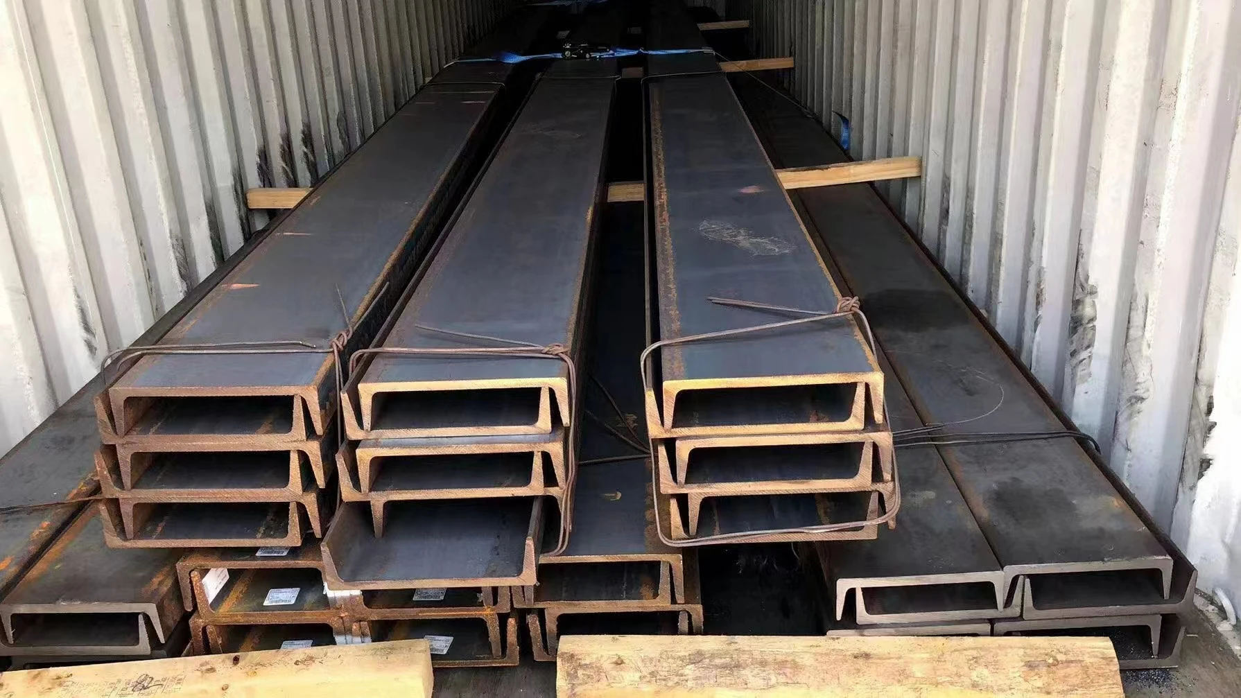 Quality channel steel supply manufacturers spot wholesale channel steel/hot rolled channel steel