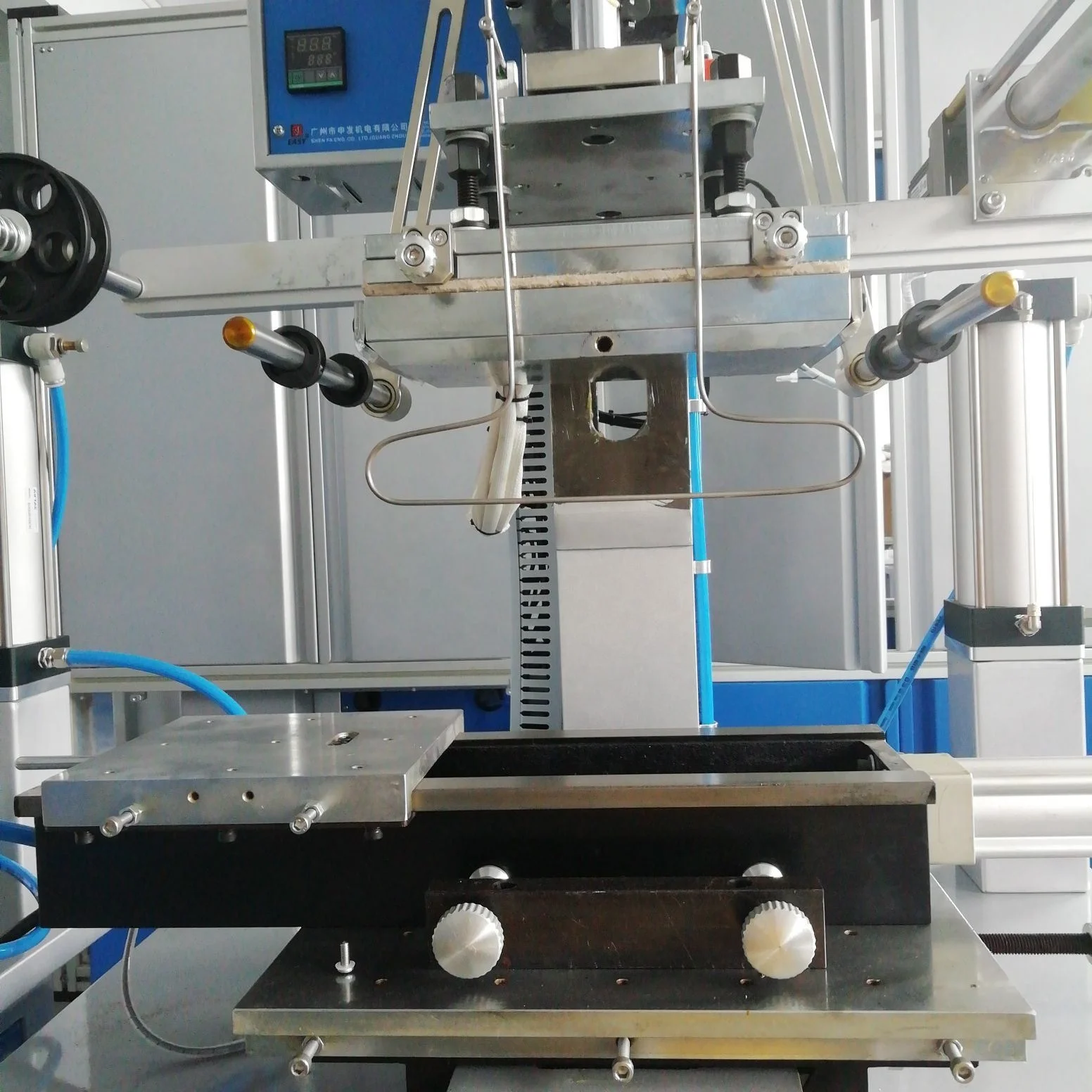 SF-6BC/150 Plane and Round Hot Stamping Machine bottle cap hot stamping machine