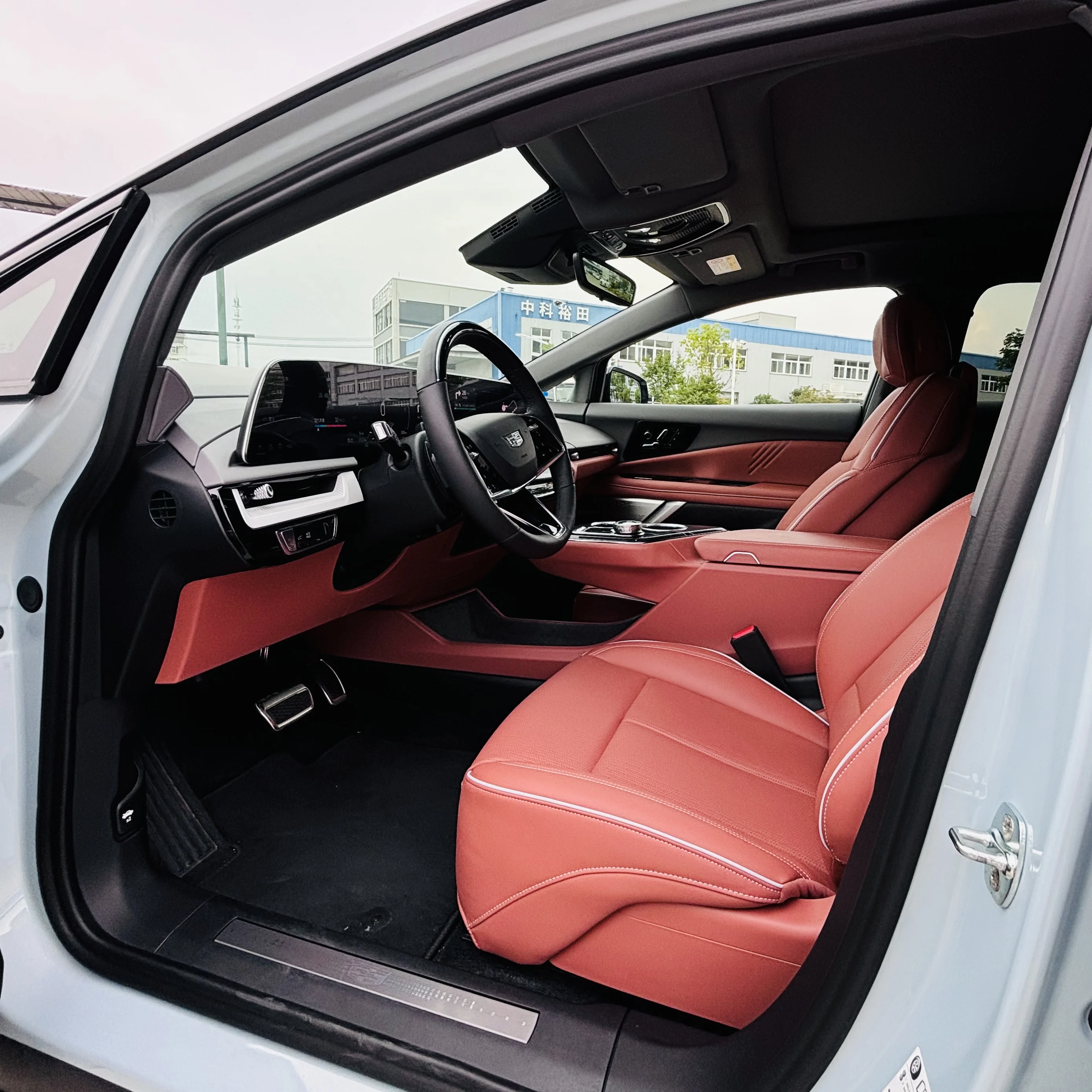 Высокое качество OPTIQ 2024 полноприводная дальноездная версия подержанных автомобилей распродажа роскошных б/у